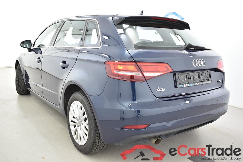 Audi A3 SB 1.6 TDi Aut. Virtual Xenon Leather Navi Klima PDC ... #4