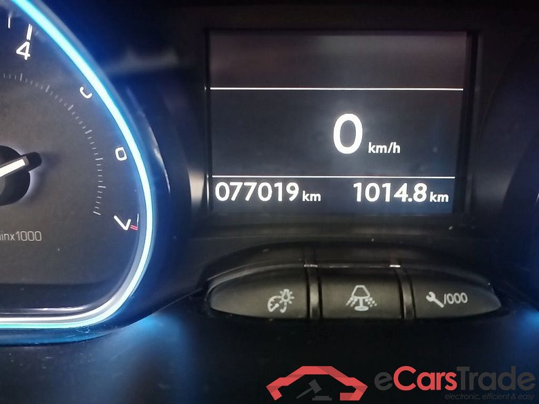 Peugeot 2008 1.2 Puretech 61kW S&S Allure 5d #6
