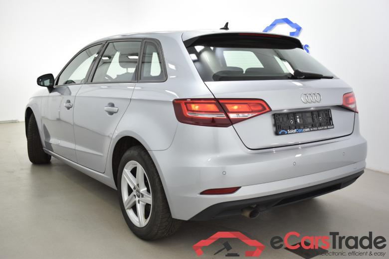 AUDI A3 SB 1.6 TDi Aut. Xenon Navi Klima PDC ... #4