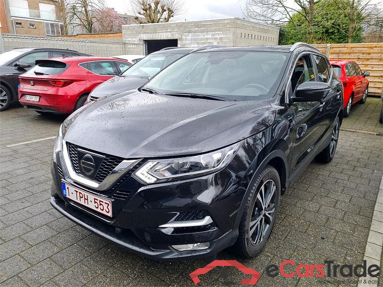 NISSAN Qashqai 1.2 DIG-T N-Connecta Design #1