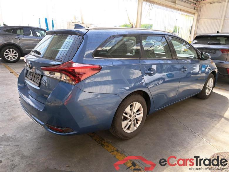 TOYOTA AURIS TOURING SPORTS - 2015 1.8i HSD Business Plus E-CVT Sonso #2