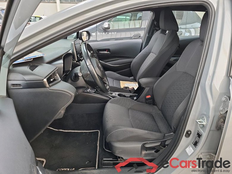 TOYOTA COROLLA TOURING SPORTS 1.8 HYBRID DYNAMIC PLUS E-CVT #6