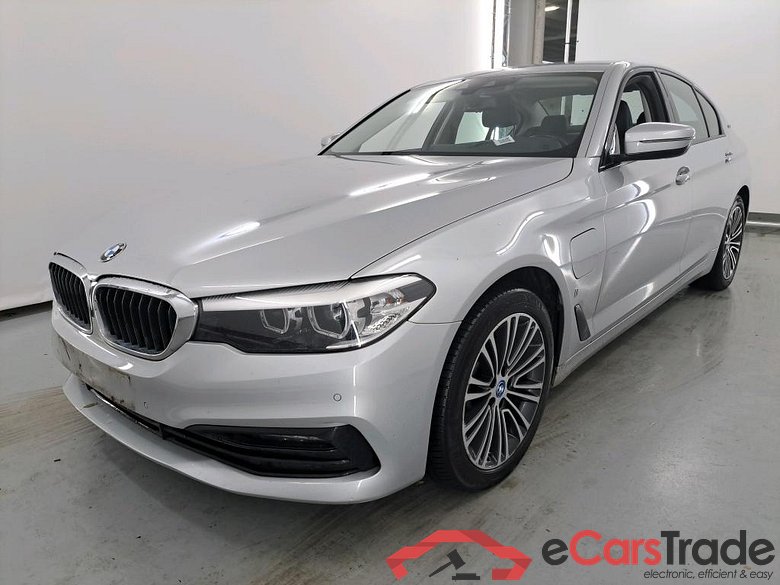 BMW 5 - 2017 530eA PHEV Performance OPF Sport Corporate