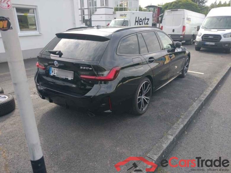 Bmw 330 e xDrive M Sport Baureihe 3 Touring #4