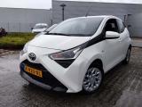 TOYOTA Aygo 1.0 VVT-i x-play #0