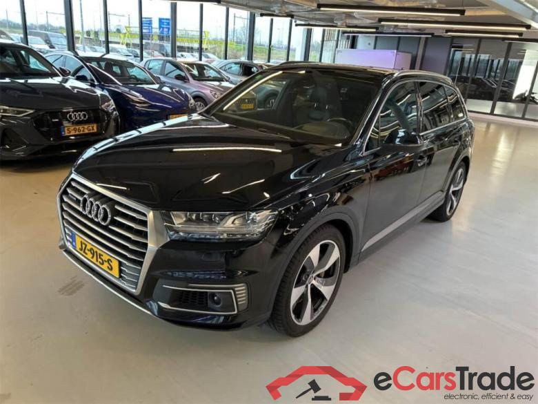 AUDI Q7 3.0 TDI #1