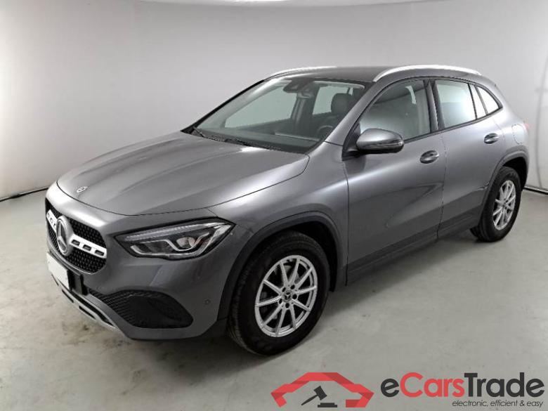 Mercedes 27 MERCEDES-BENZ GLA / 2020 / 5P / CROSSOVER GLA 200 D AUTOMATIC BUSINESS EXTRA #1