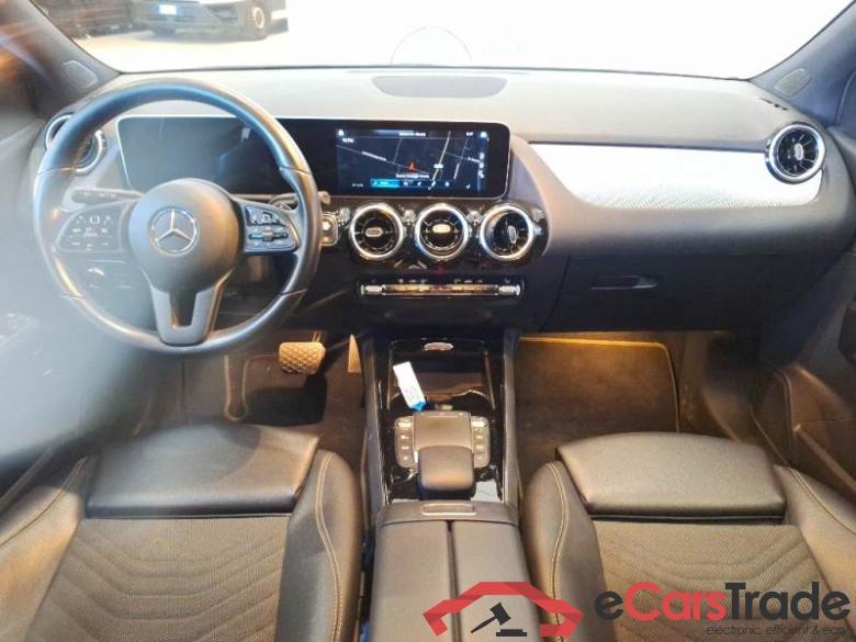 Mercedes 23 MERCEDES-BENZ CLASSE B / 2018 / 5P / MONOVOLUME B 180 D AUTOMATIC BUSINESS EXTRA #3