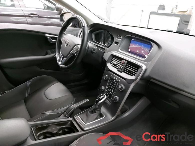 VOLVO - VOL V40 D2 120PK Geartronic ECO Momentum & Pack Professional #3