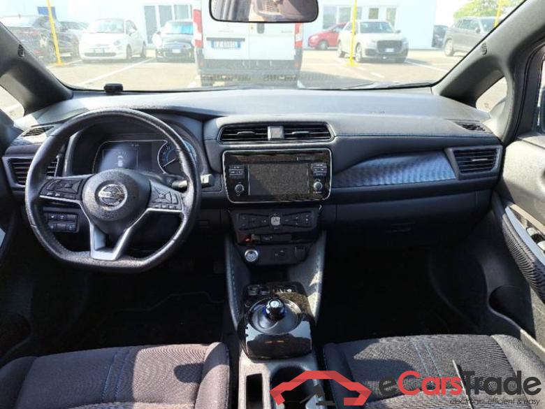 Nissan 5 NISSAN LEAF / 2017 / 5P / BERLINA EDITION 40KWH #3