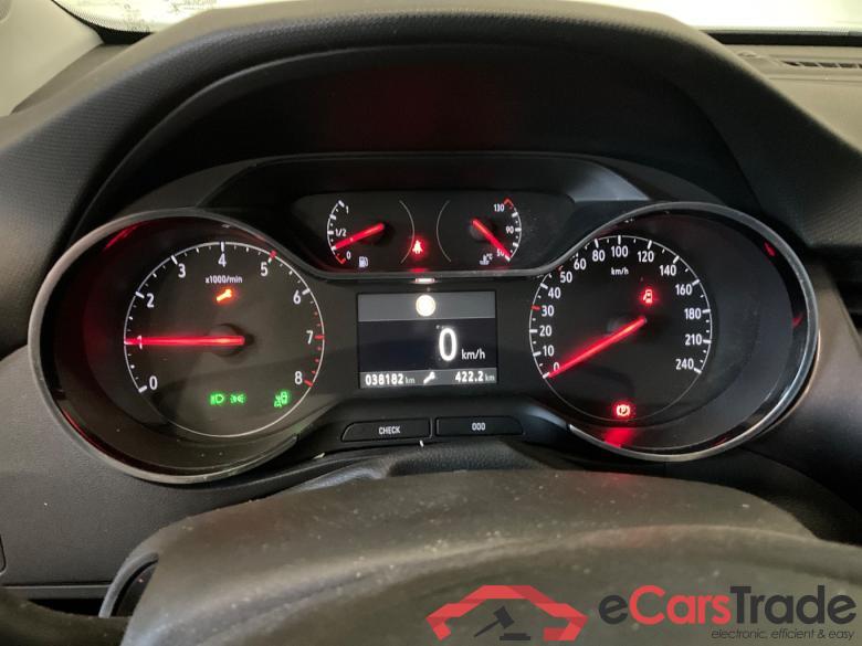 OPEL Crossland X 1.2 T. Innovation #6
