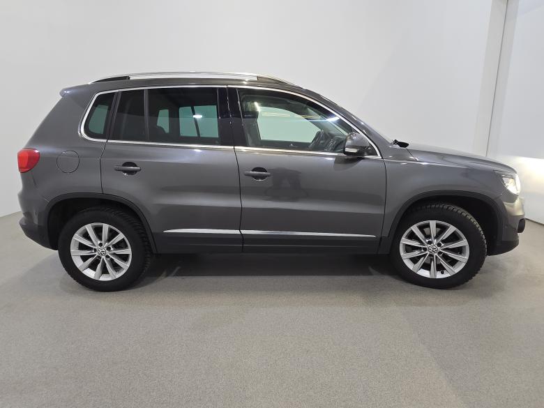 Volkswagen Tiguan 1.4 TSI BlueMotion Highline Pano Xenon Navi Sport-Leather Klima PDC ... #5