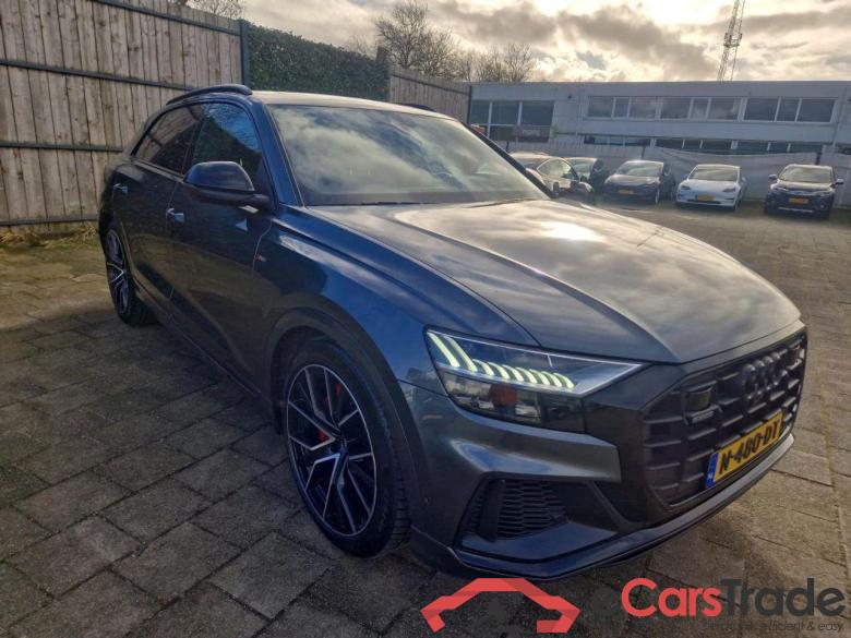 AUDI Q8 60 TFSI e quattro Pro Line S Competition #2