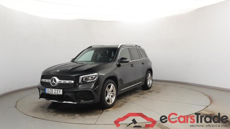 Mercedes_benz AMG LINE, PARKERINGSVÄRMARE, advantage paket, navigation, backkamera GLB 200 D 4MATIC 8G-DCT #1
