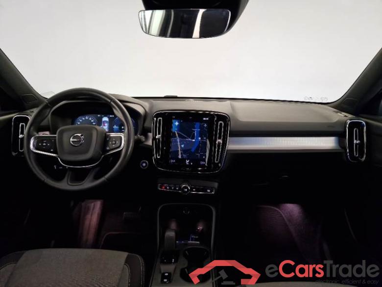 Volvo 235 VOLVO XC40 / 2017 / 5P / SUV T4 PLUG-IN HYBRID AUTO RECH INSCRIP EXPR #3