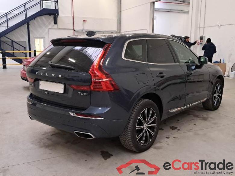 Volvo 91 VOLVO XC60 / 2017 / 5P / SUV T8 TWIN ENGINE AWD GEARTR. INSCRIPTION #2