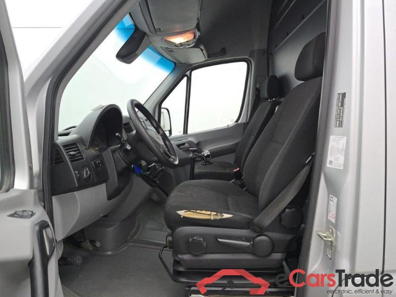 Mercedes-Benz Sprinter 516 CDI A2H1 5.0T 4d #6