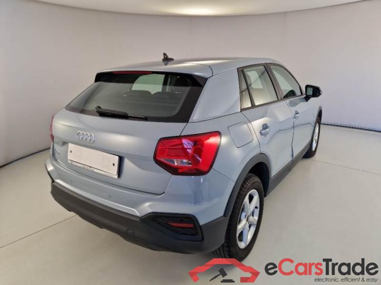 Audi 9 AUDI Q2 / 2020 / 5P / SUV 1.5 35 TFSI BUSINESS S TRONIC #2
