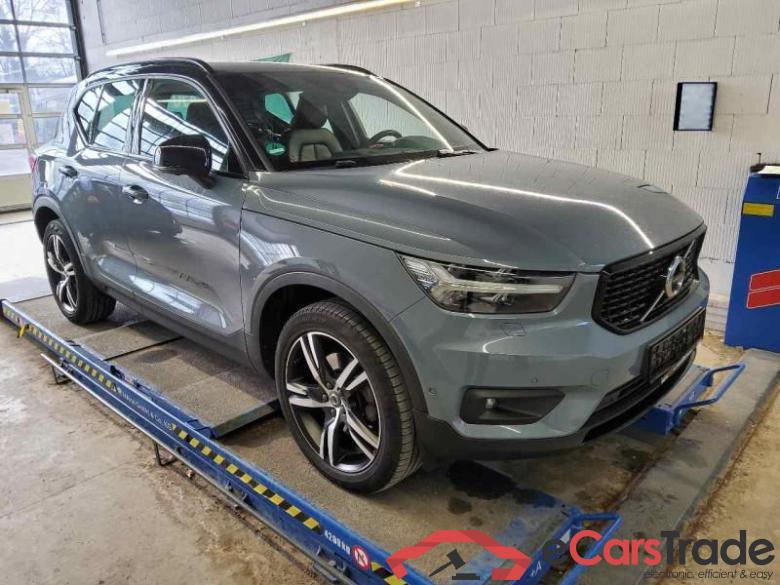 VOLVO XC 40 (2017->) DE - SUV5 B4 2WD EU6d, R-Design (EURO 6d), 2020 - 2022 #2