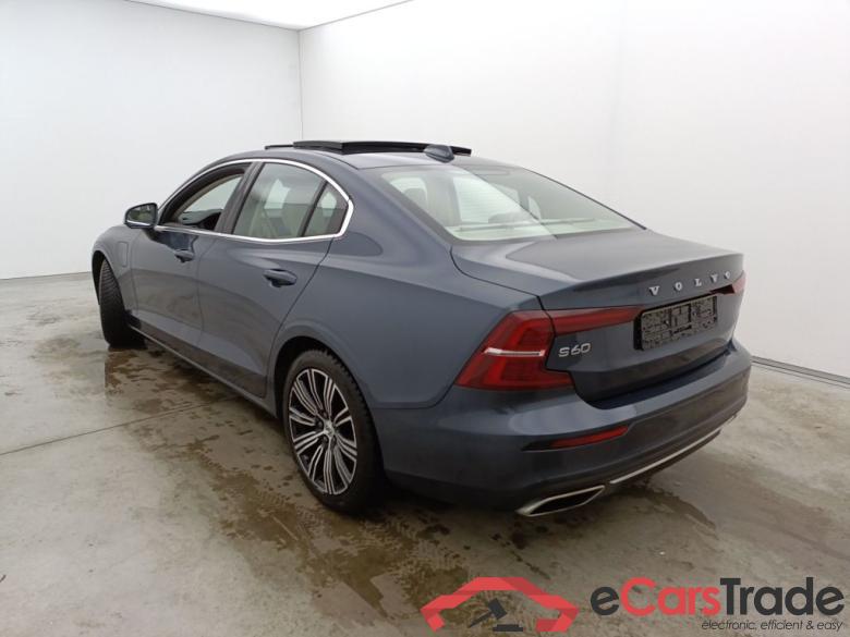 VOLVO S60 - 2019 2.0 T8 TE 303 AWD Inscrip. Plug Ge.(EU6d-T.) 4d #5