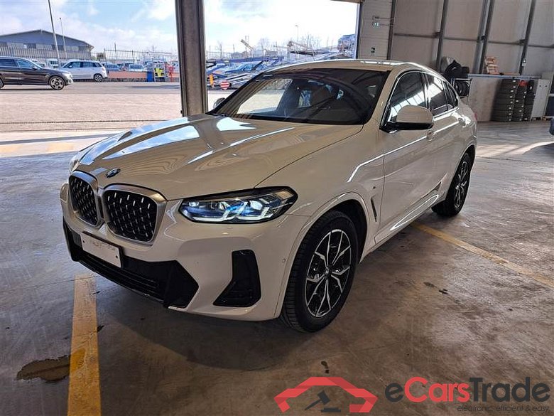 BMW 10 BMW X4 / 2021 / 5P / SUV XDRIVE 20D MSPORT MH48V #1