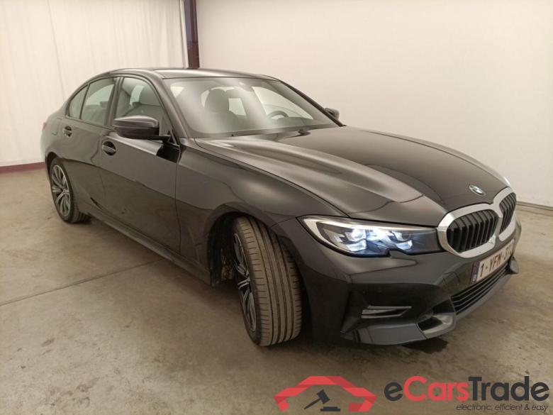 BMW 3 Reeks Berline 318dA (100 kW) 4d #2