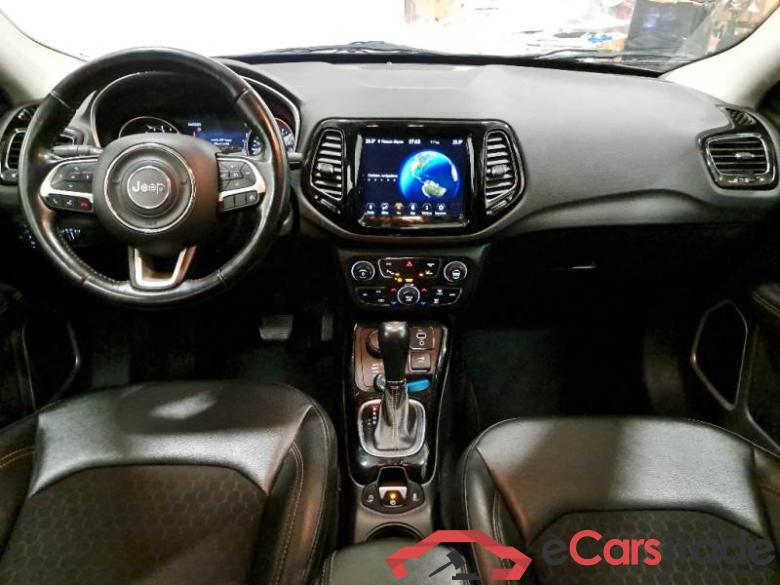 Jeep 28 JEEP COMPASS / 2017 / 5P / SUV 2.0 MJET II 103KW LIMITED 4WD AUTO #3