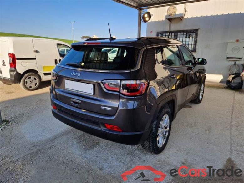 Jeep 33 JEEP COMPASS / 2017 / 5P / SUV 1.6 MJET II 88KW BUSINESS #2