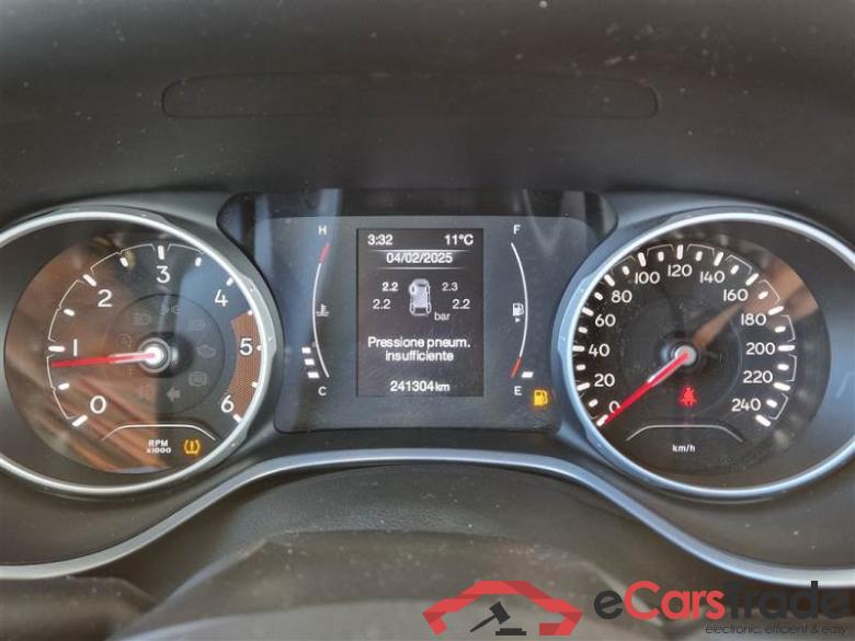Jeep 33 JEEP COMPASS / 2017 / 5P / SUV 1.6 MJET II 88KW BUSINESS #4