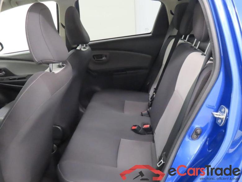 TOYOTA Yaris 1.5 Hyb. Dynamic #6