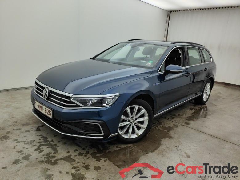 Volkswagen Passat Variant 1.4 TSI DSG6 GTE Business 5d #4