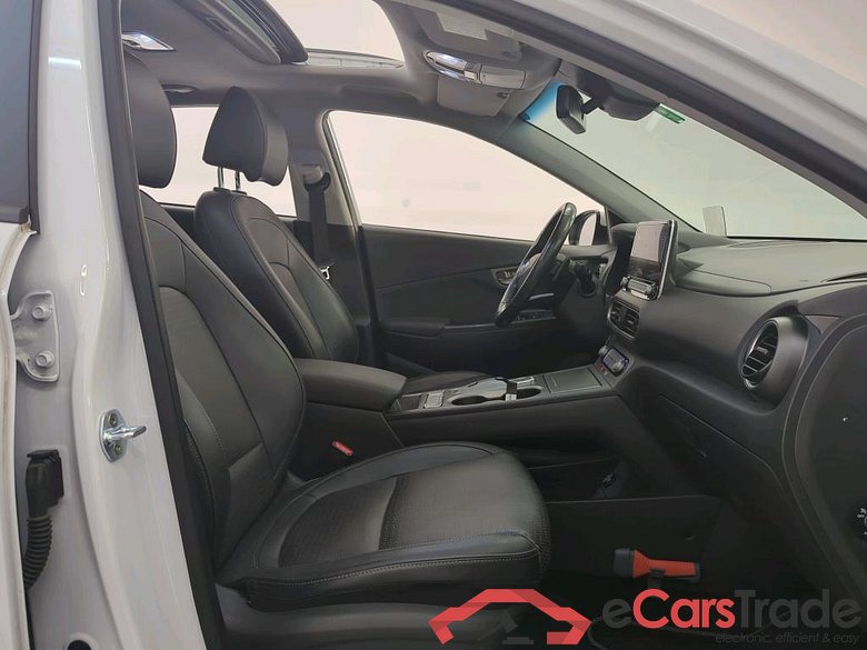 Hyundai Kona '17 Hyundai KONA Premium Electric 64 kWh 5d #3