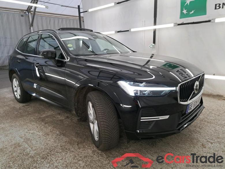 Volvo B4 197 Geartro Momentum Business VOLVO XC60 / 2021 / 5P / SUV B4 197 Geartro Momentum Business #4