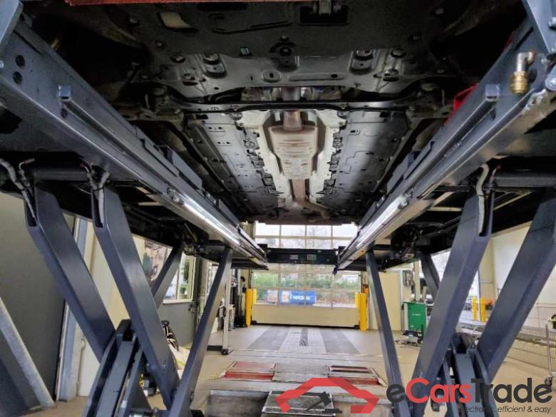 VOLVO V60 V60 Kombi (2018->), T6 Twin Engine AWD, Momentum Pro (EURO 6d-TEMP)(OPF), 2019 - 2020 #5
