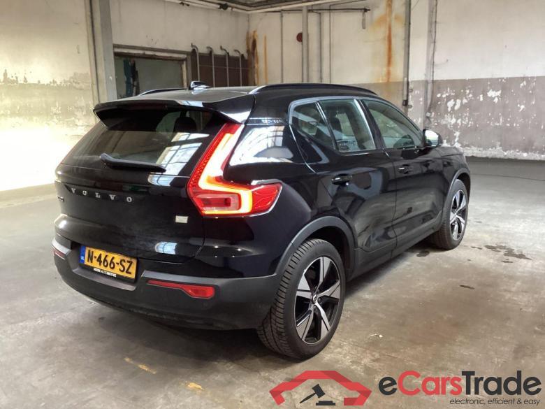 VOLVO XC40 Recharge Twin Plus #4