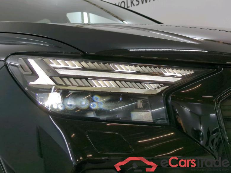 AUDI Q4 e-tron  #4