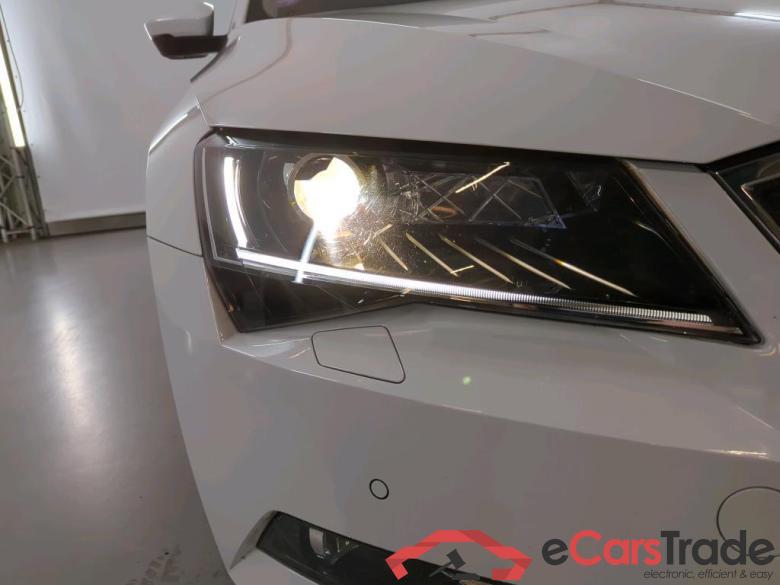 SKODA Superb Combi 110 kW #4
