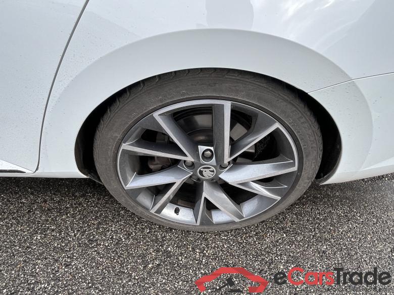 SKODA Superb Combi  #6