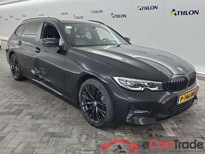 BMW 3-serie Touring 318iA Business Edition Plus 5D 115kW #2