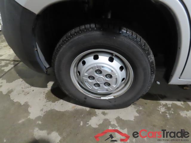 Fiat Ducato Panor/Combin. Ducato Luxusbus Panorama Modular 33 L2H2 RS: 3450 mm 150 2.3 Multijet 109KW MT6 9 Sitzer E6 #6