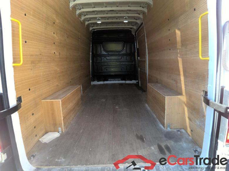 VOLKSWAGEN Crafter  VAN 35 L4H3 2.0 TDI 140 CH BUSINESS #4