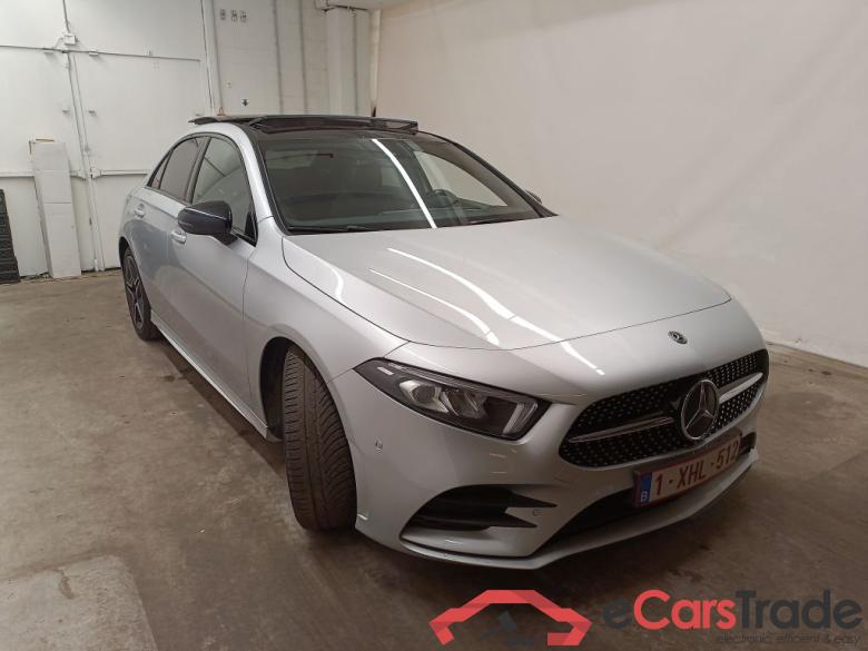 Mercedes-Benz A-Klasse Limousine A 180 d DCT Business Solution 4d #2