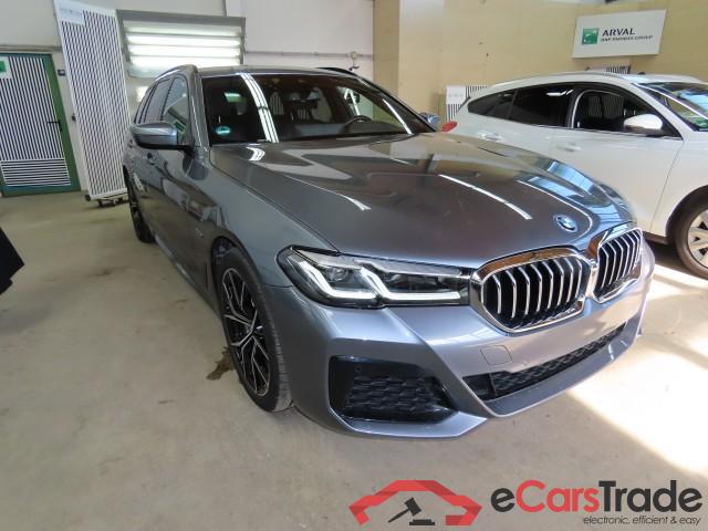 BMW 5-Serie Touring ´16 Baureihe 5 Touring 530 e xDrive M Sport 2.0 215KW AT8 E6d #4