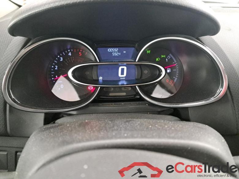 Renault Air Medianav dCi 90 Clio IV Air MediaNav 1.5 dCi 90CV BVM5 E6 #6