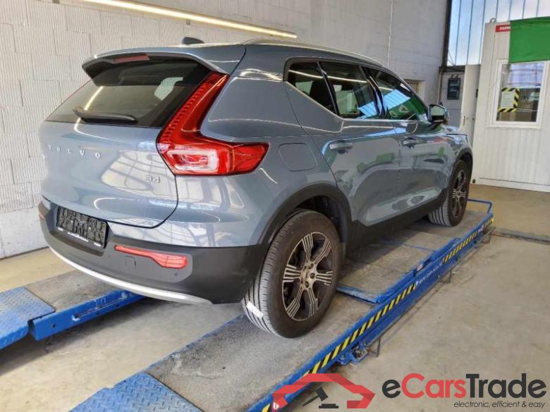 VOLVO XC 40 (2017->) DE - SUV5 B4 2WD EU6d, Inscription (EURO 6d), 2020 - 2022 #3
