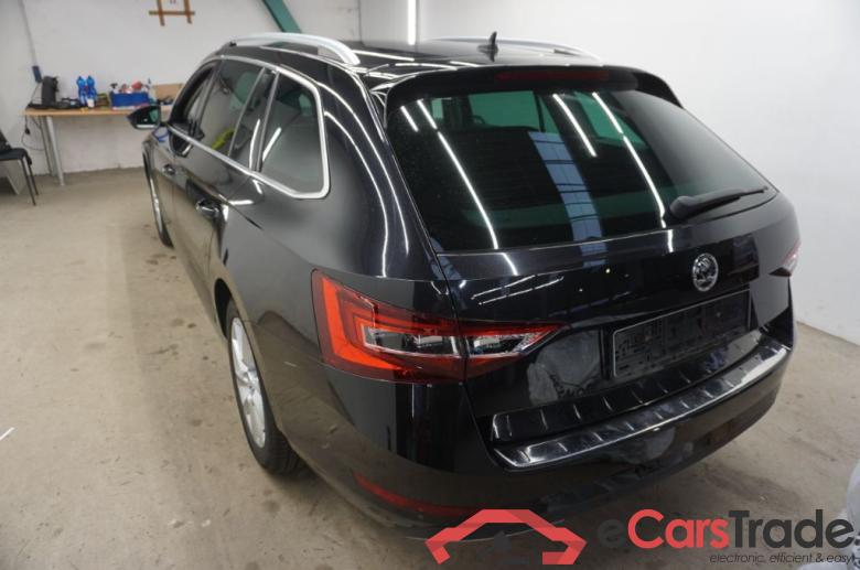 Skoda Superb Wagon ´15 Superb Combi Style 2.0 TDI 140KW AT7 E6dT #4