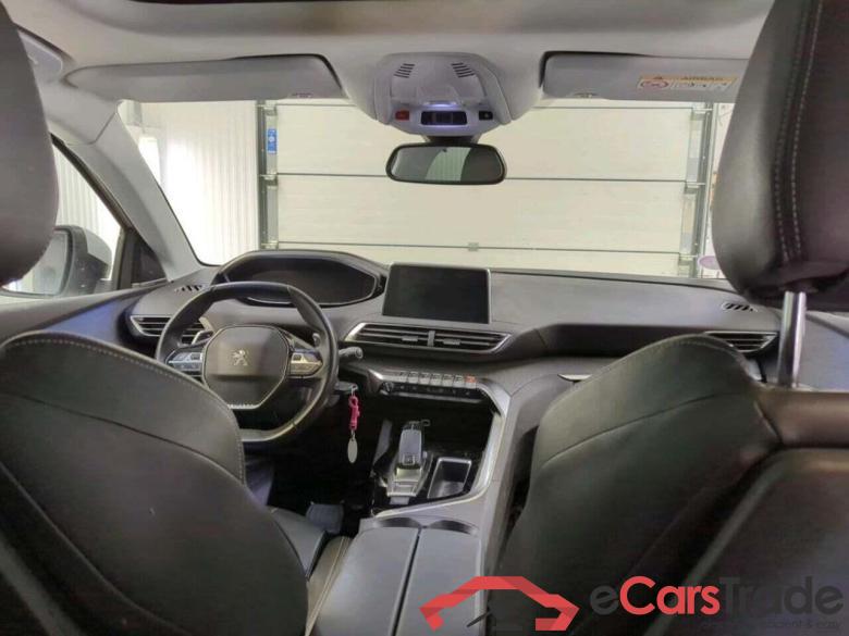 PEUGEOT 5008 1.2 PureTech Allure #3