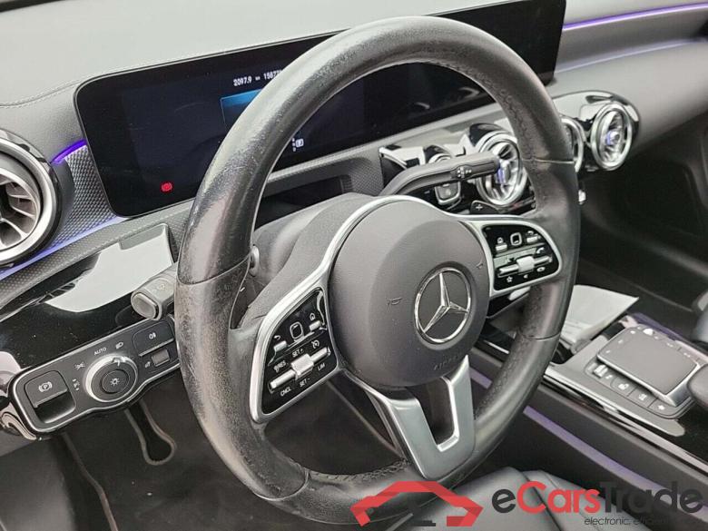 MERCEDES-BENZ CLA 2.0 200 D STYLE 8G-DCT #4