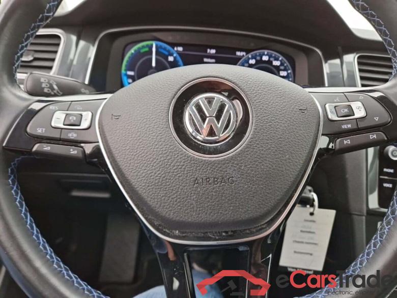 VOLKSWAGEN e-Golf e-Dition #6