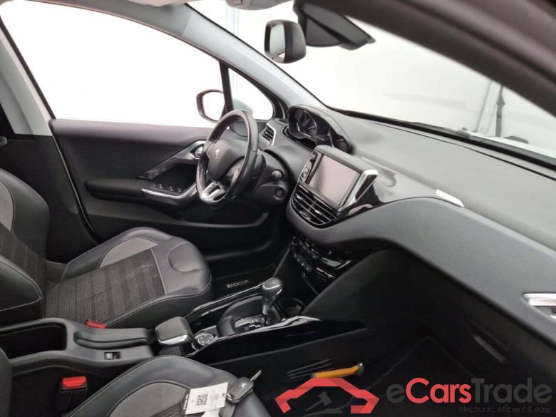 PEUGEOT 2008 1.2 PureTech Allure #3